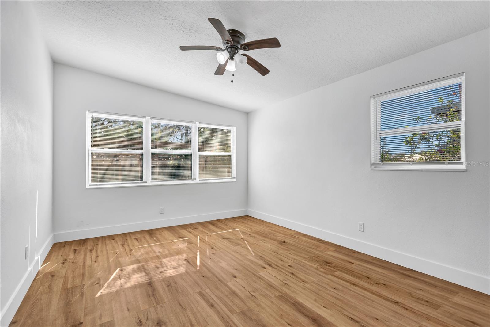 Image 10 of 25 For 5102 Newton Avenue S