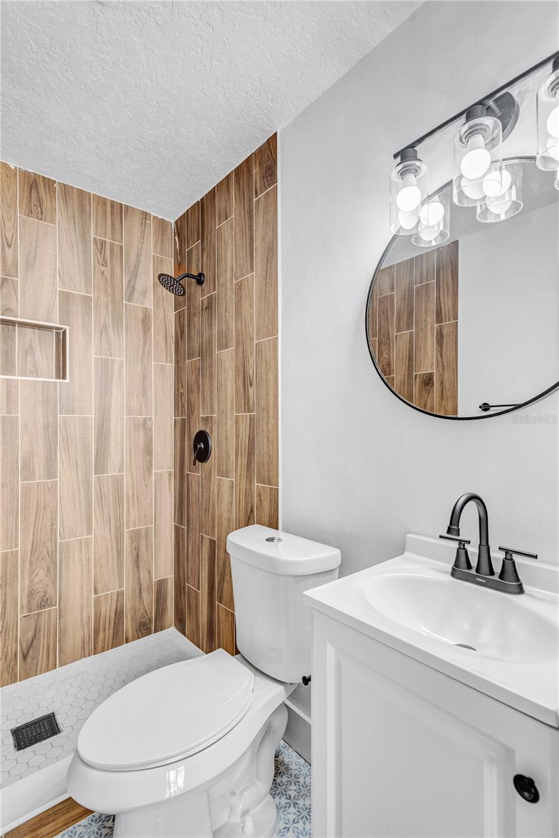 Image 9 of 25 For 5102 Newton Avenue S