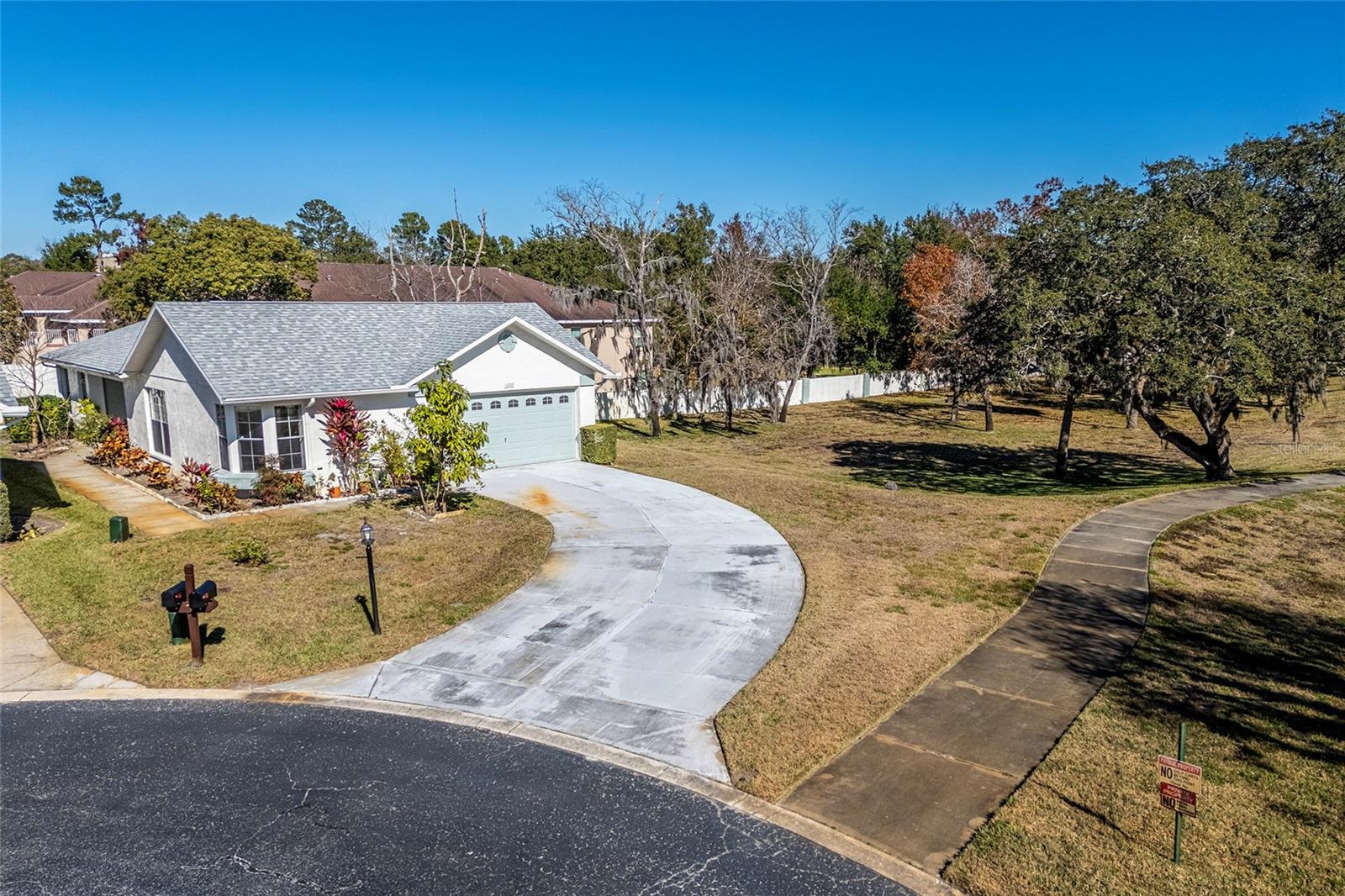 Image 32 of 38 For 11653 Orleans Lane