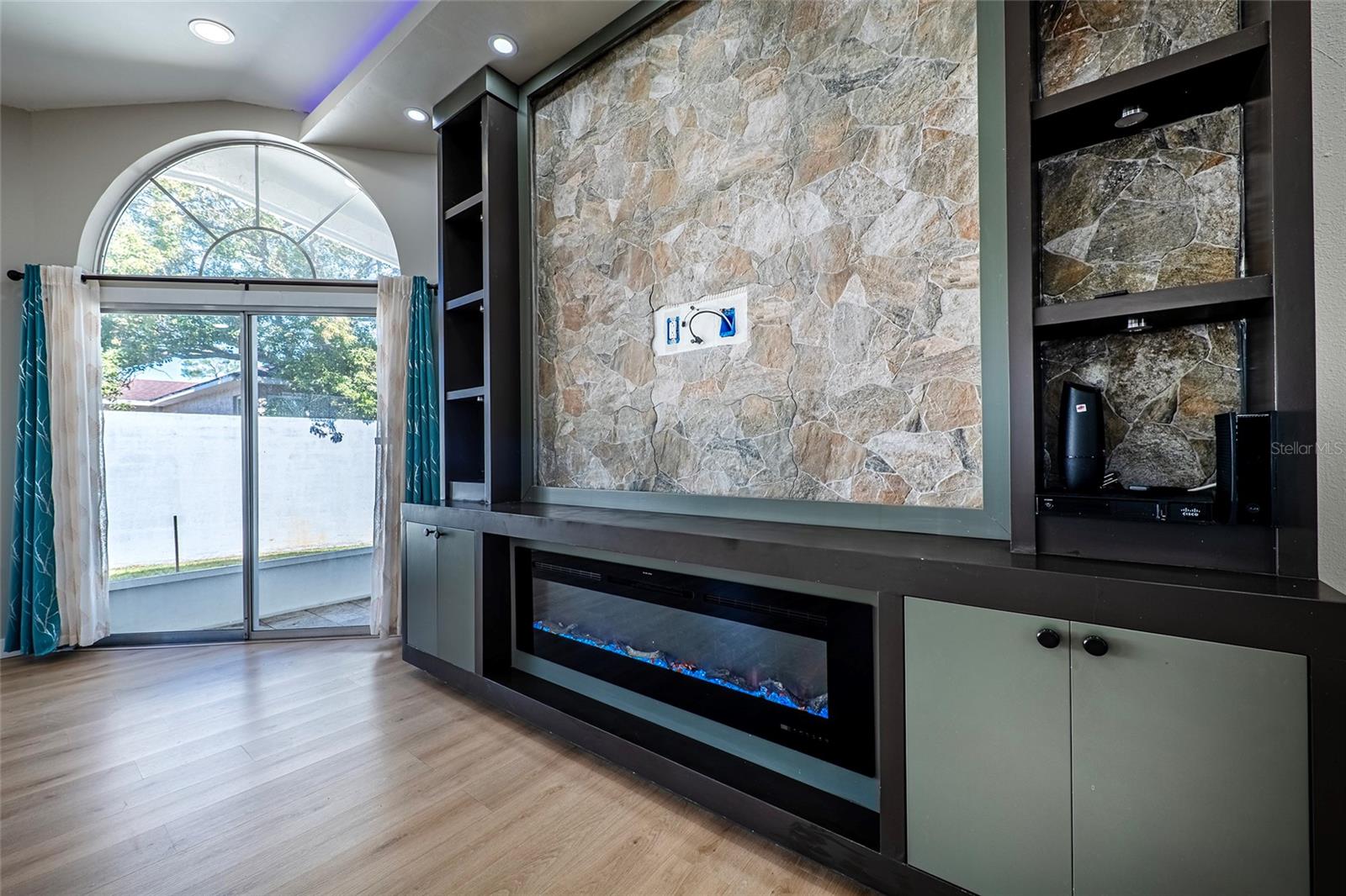 Image 6 of 38 For 11653 Orleans Lane