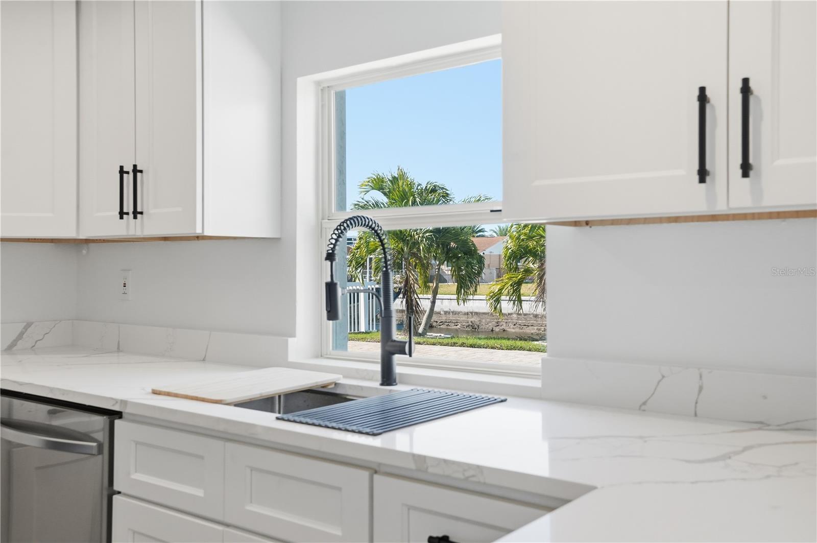 Image 14 of 56 For 9837 Island Harbor Drive