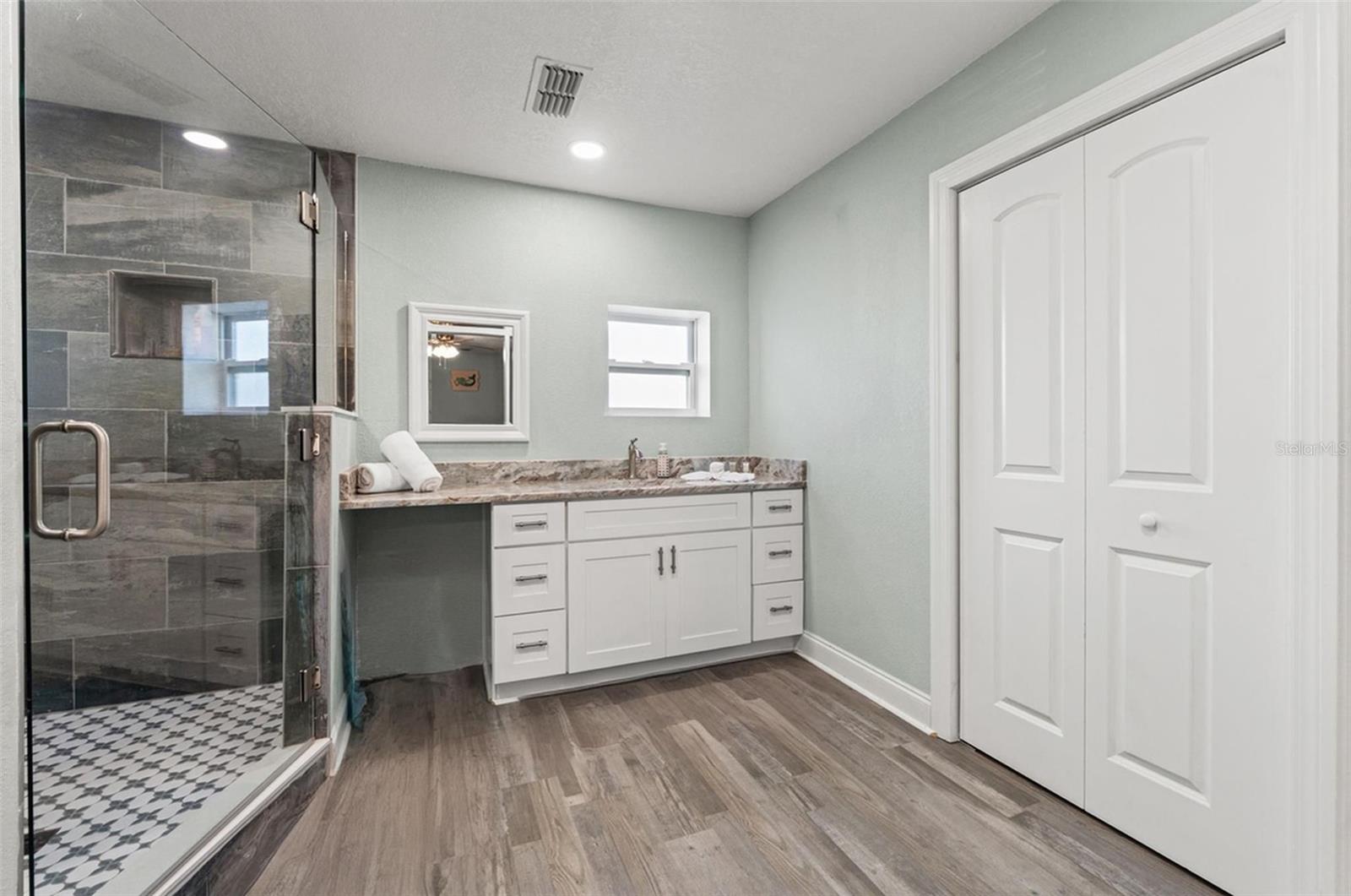 Image 19 of 61 For 3416 Crape Myrtle Drive