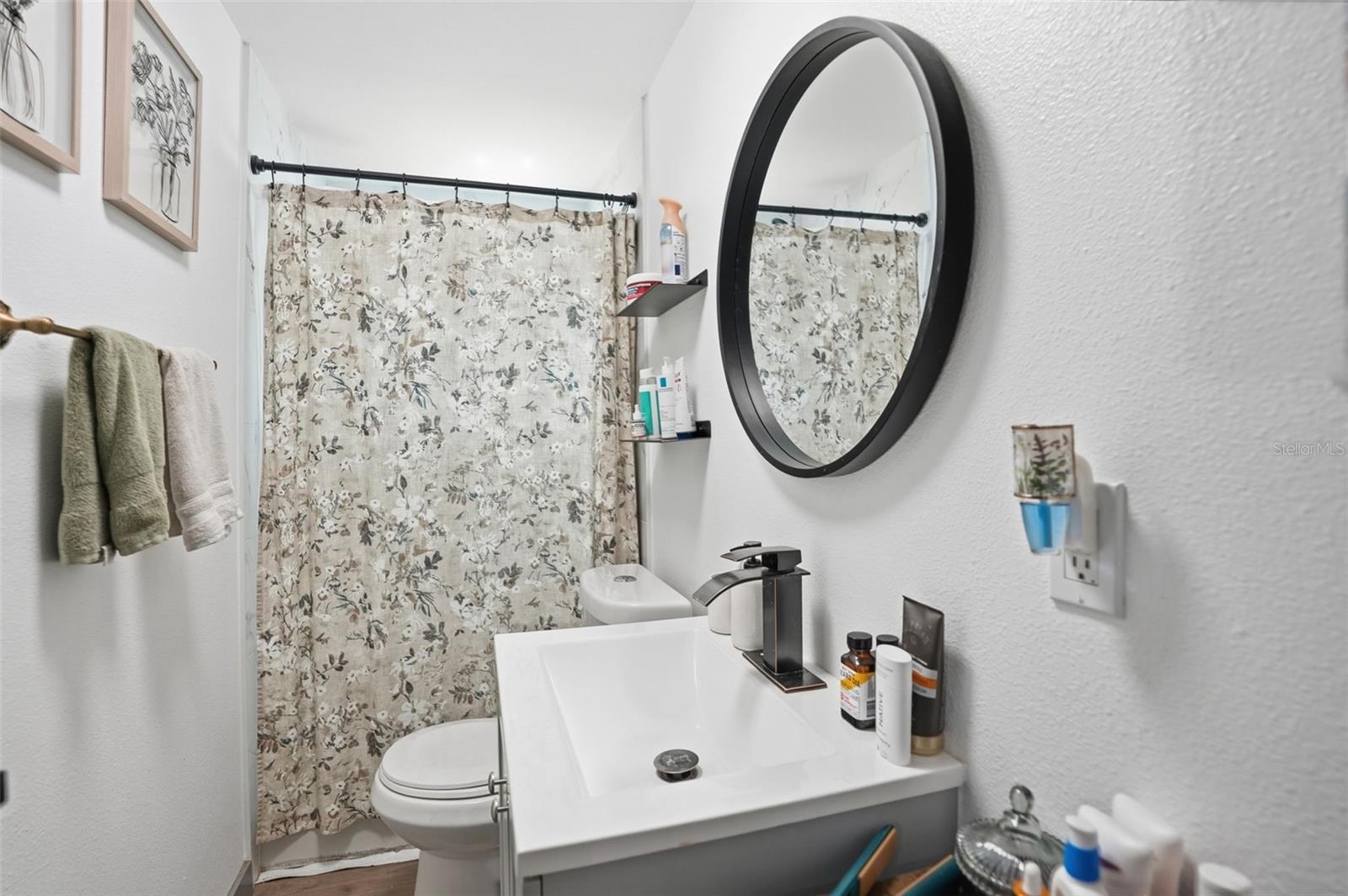 Listing photo id 20 for 7628 Dale Drive