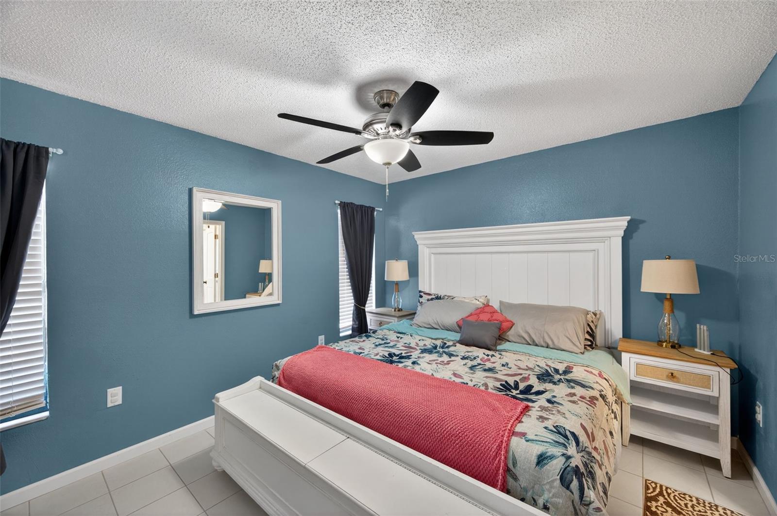 Listing photo id 19 for 7623 Mako Drive