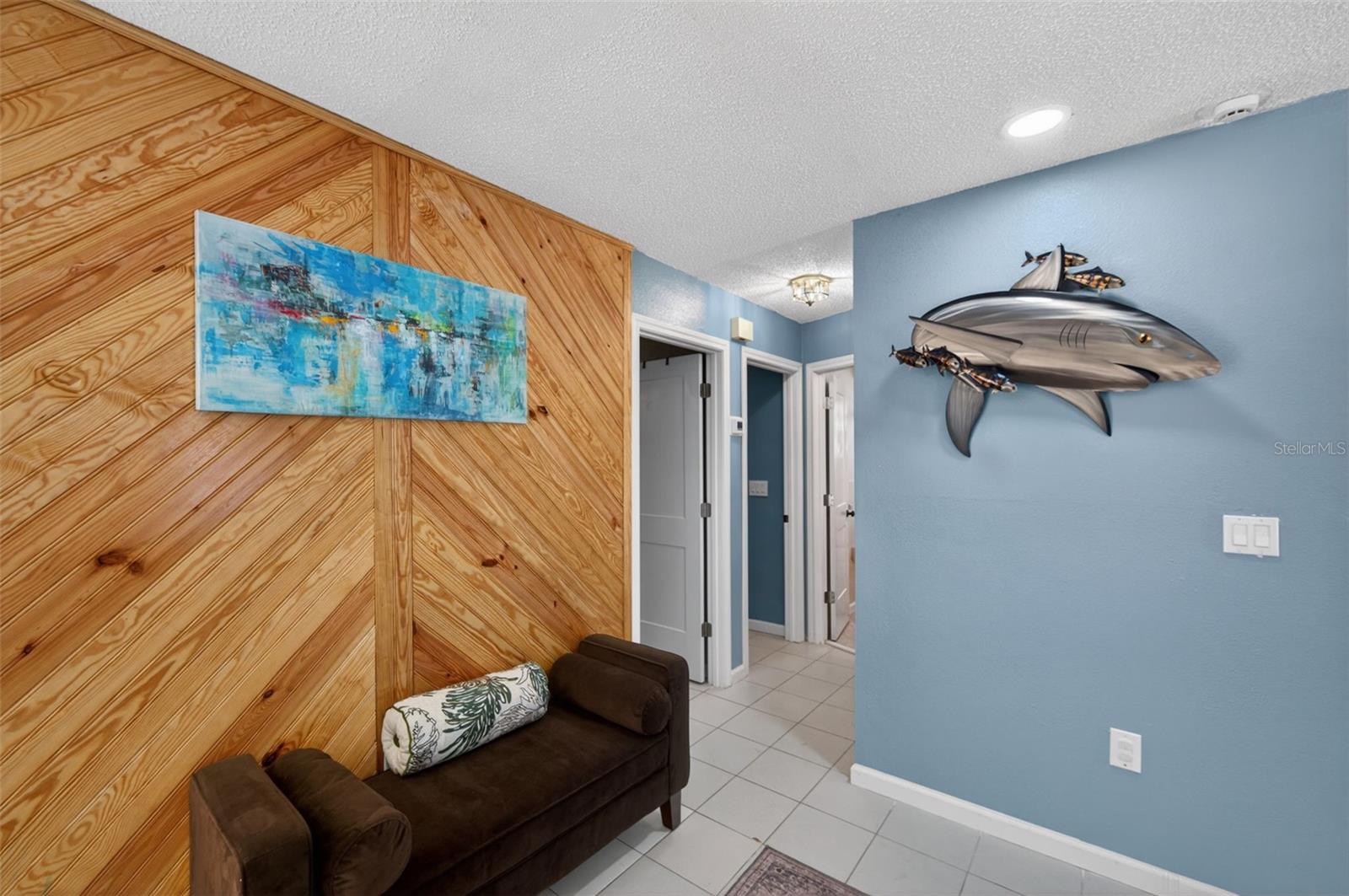 Listing photo id 26 for 7623 Mako Drive