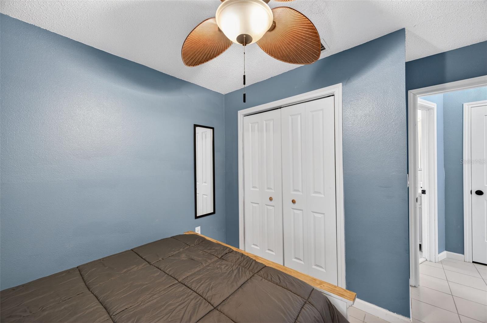 Listing photo id 31 for 7623 Mako Drive