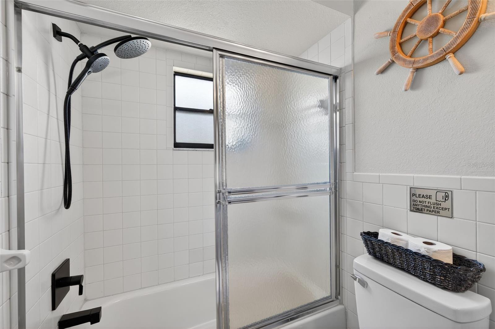 Listing photo id 34 for 7623 Mako Drive