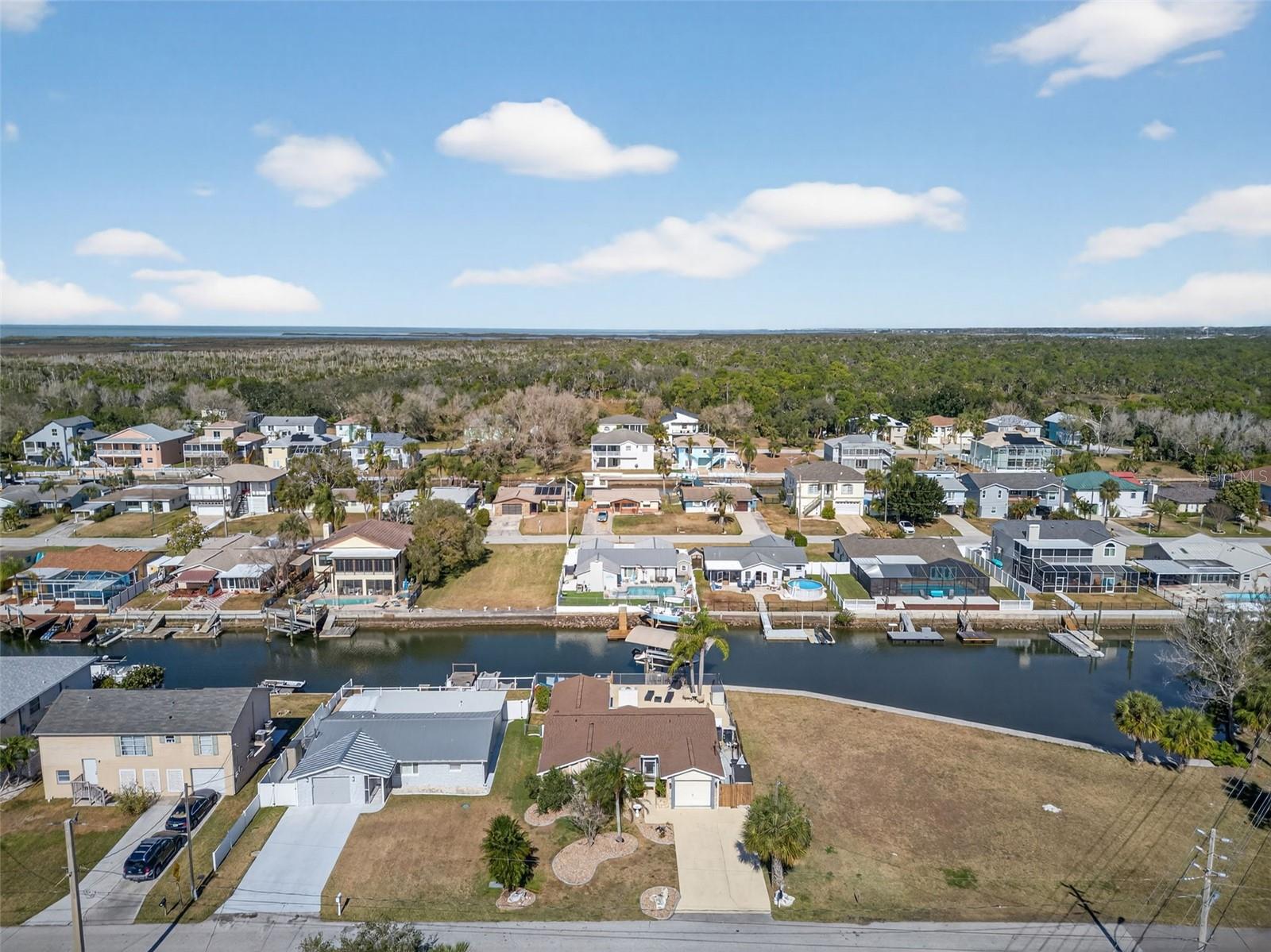 Listing photo id 56 for 7623 Mako Drive