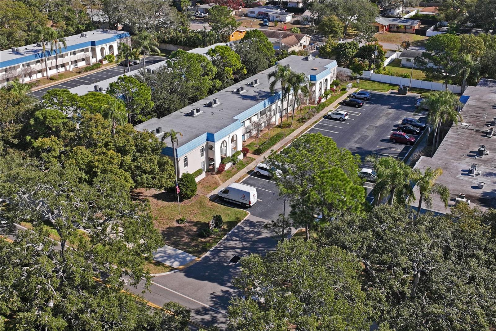 Image 26 of 28 For 1975 Bay Drive 312