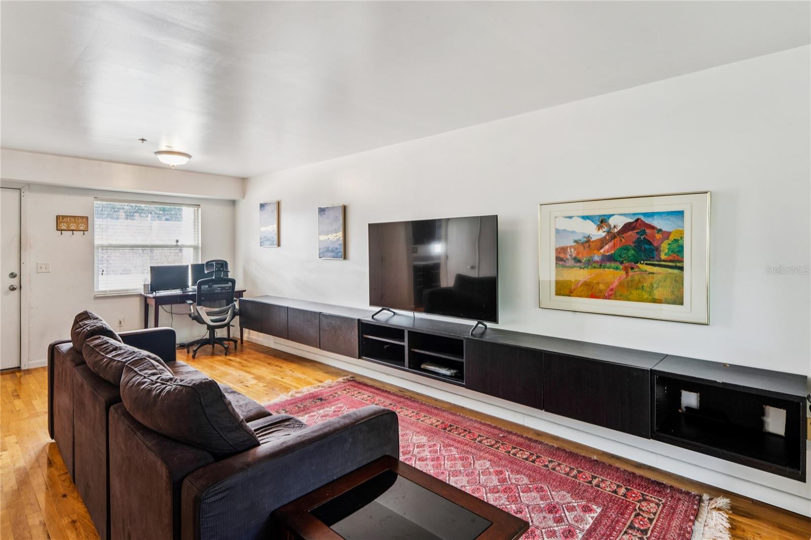 Image 4 of 28 For 1975 Bay Drive 312