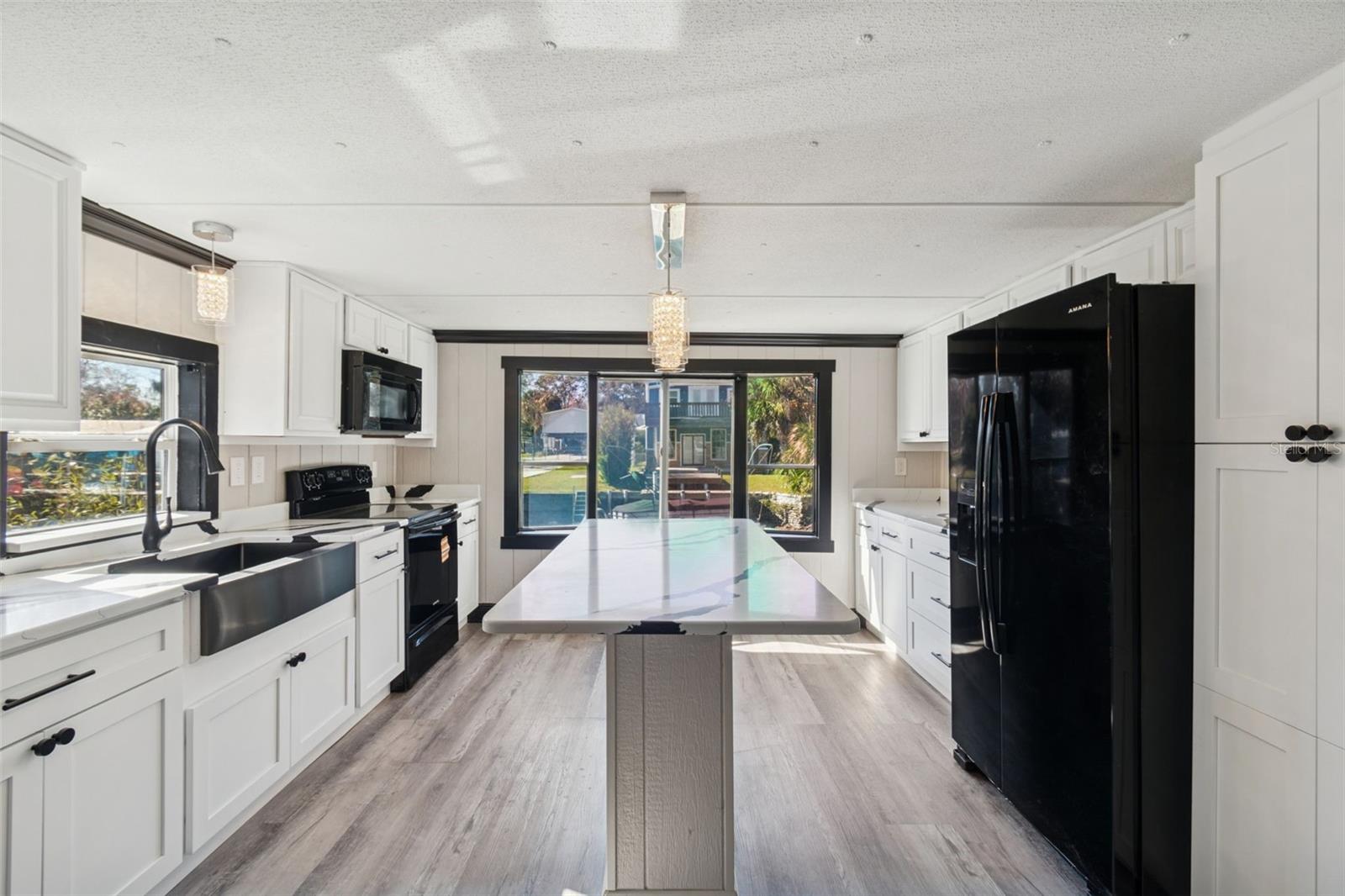 Image 14 of 61 For 7287 Aberdeen Court