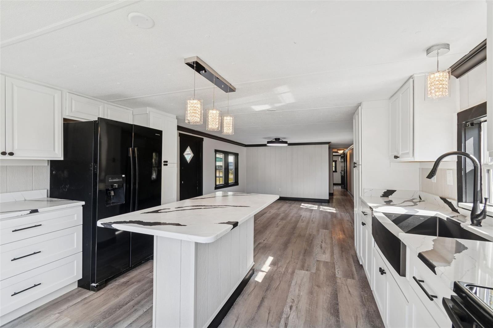 Image 17 of 61 For 7287 Aberdeen Court