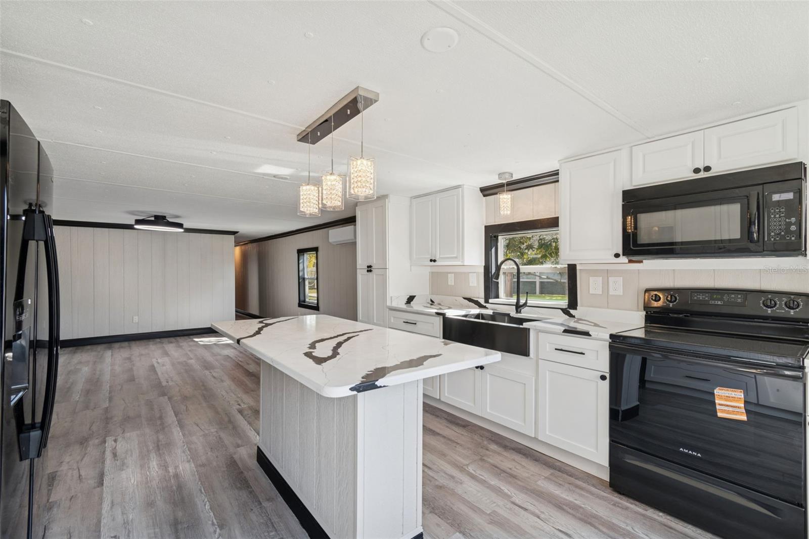 Image 19 of 61 For 7287 Aberdeen Court