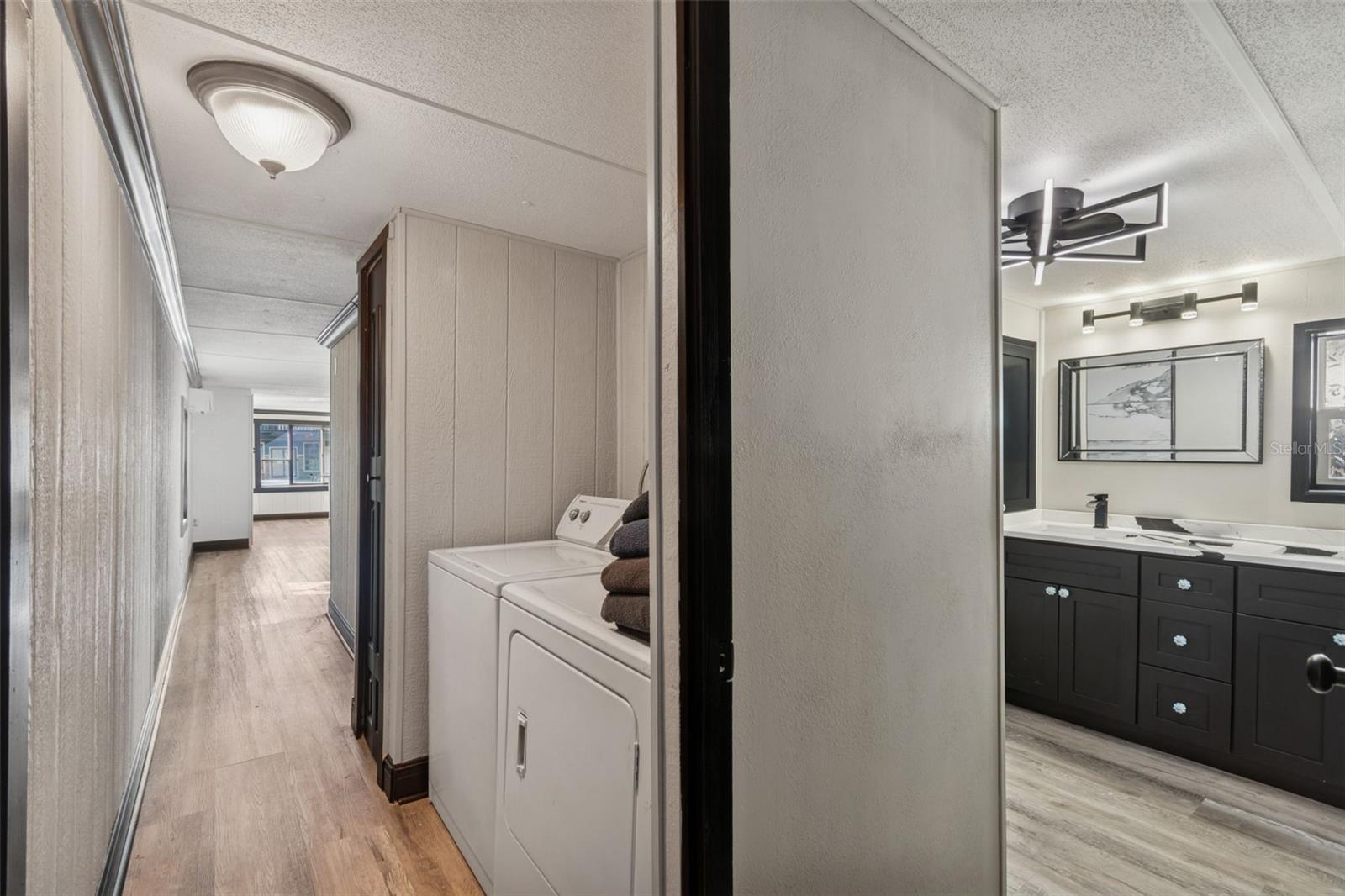 Image 31 of 61 For 7287 Aberdeen Court