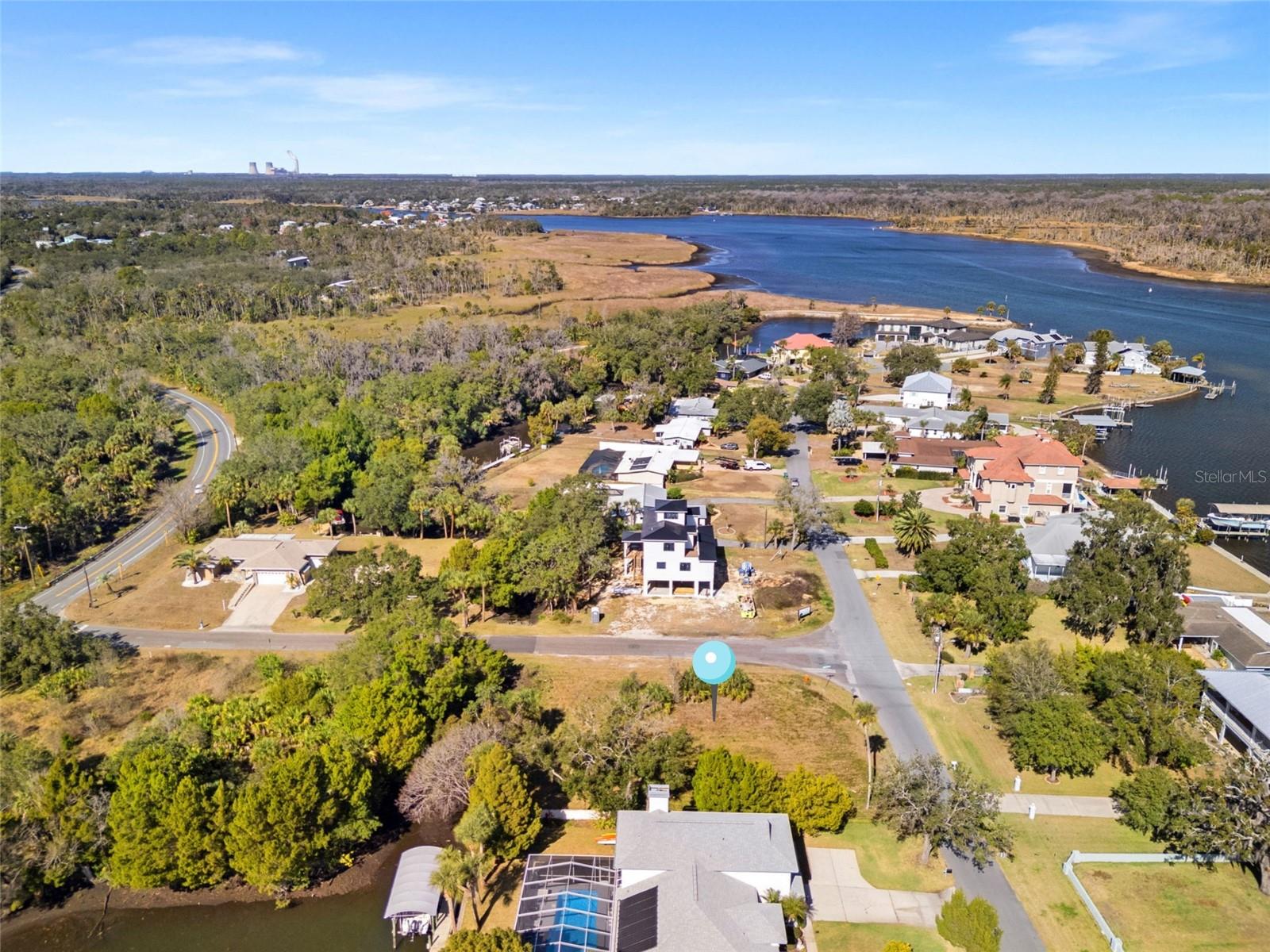 Image 9 of 10 For 2262 Watersedge Drive