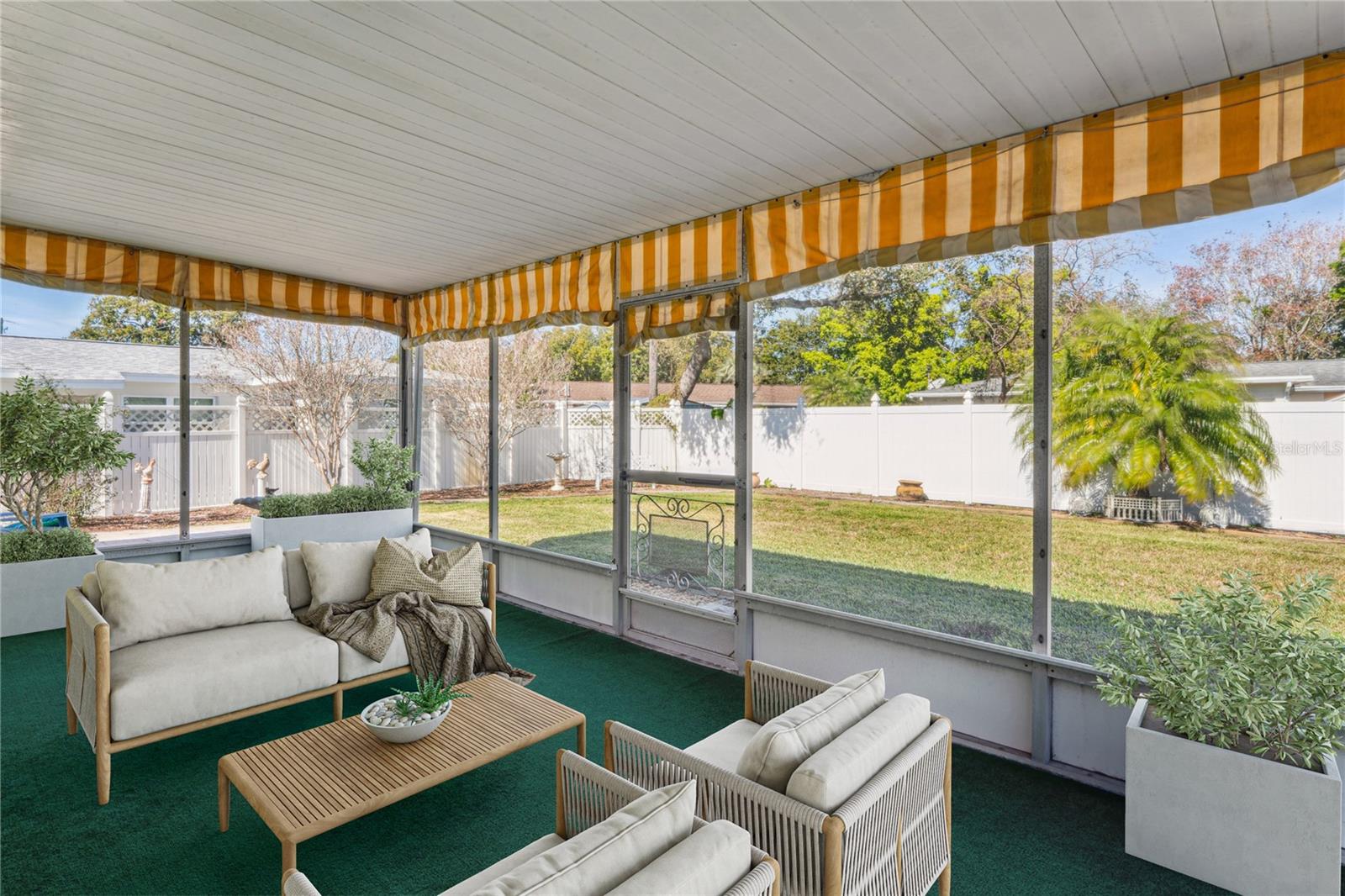 Image 10 of 61 For 5599 49th Avenue N