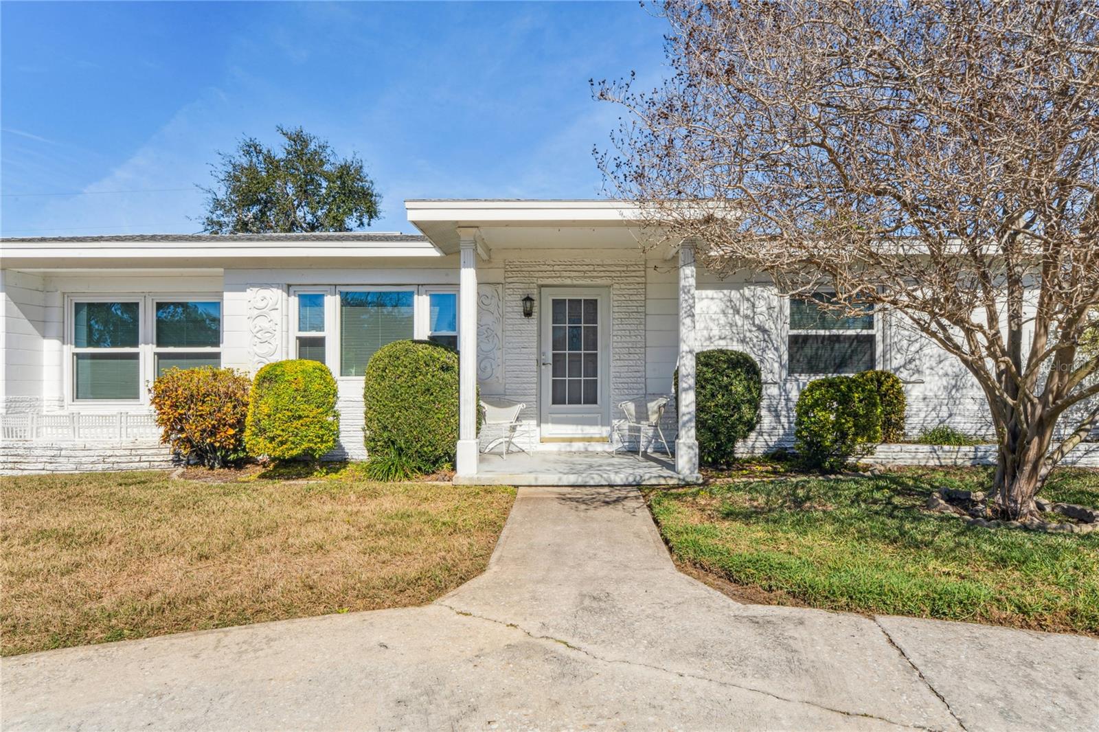 Image 13 of 61 For 5599 49th Avenue N