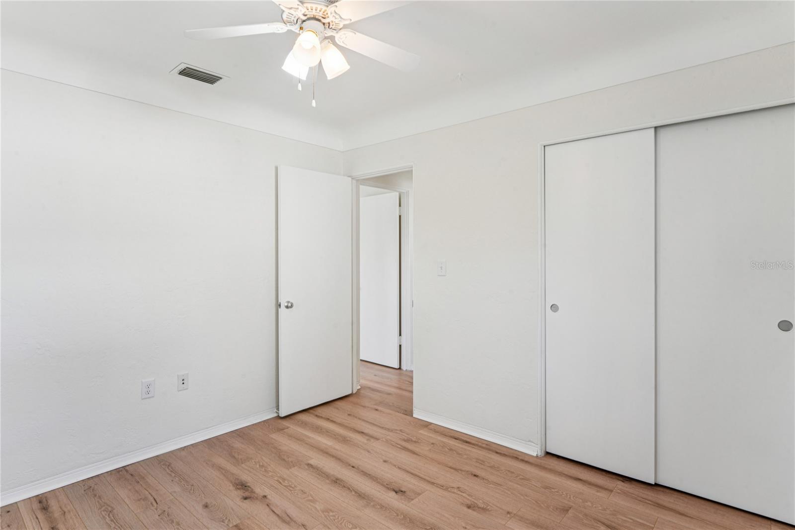 Image 30 of 61 For 5599 49th Avenue N