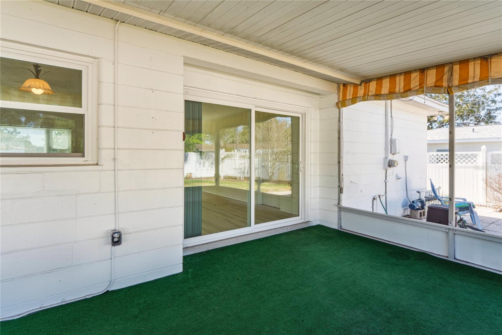 Image 31 of 61 For 5599 49th Avenue N