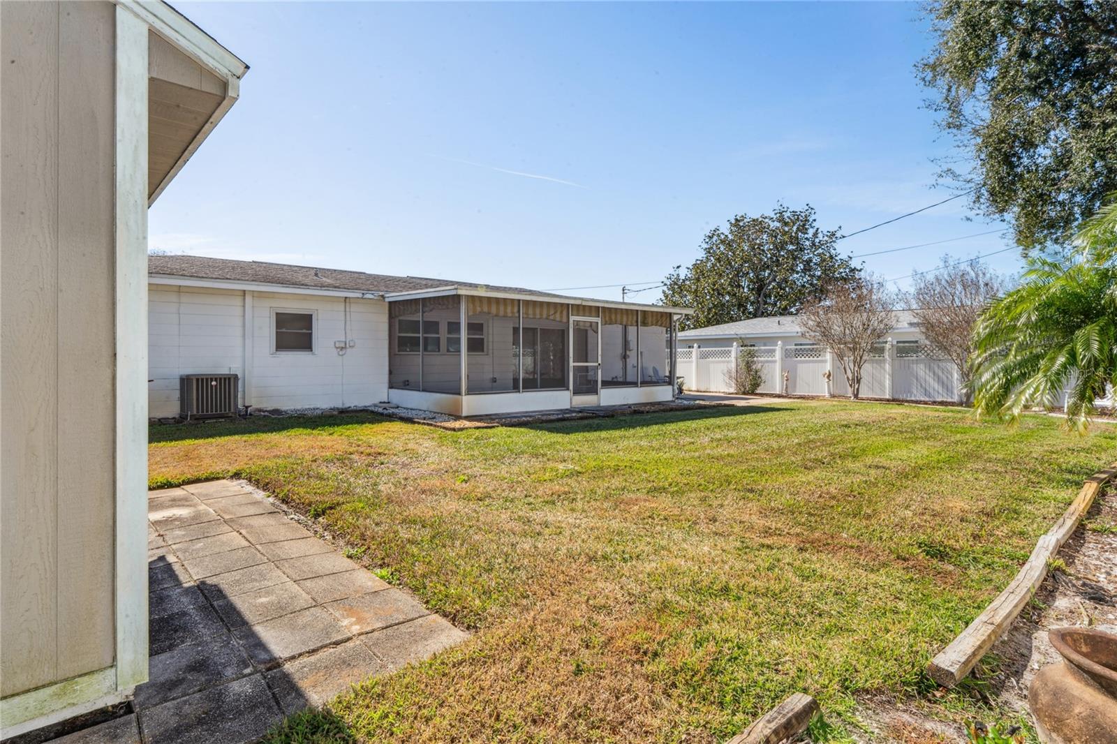 Image 35 of 61 For 5599 49th Avenue N