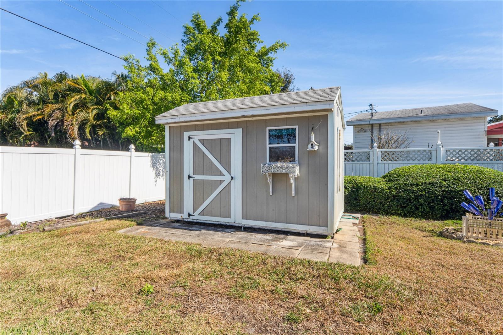 Image 40 of 61 For 5599 49th Avenue N