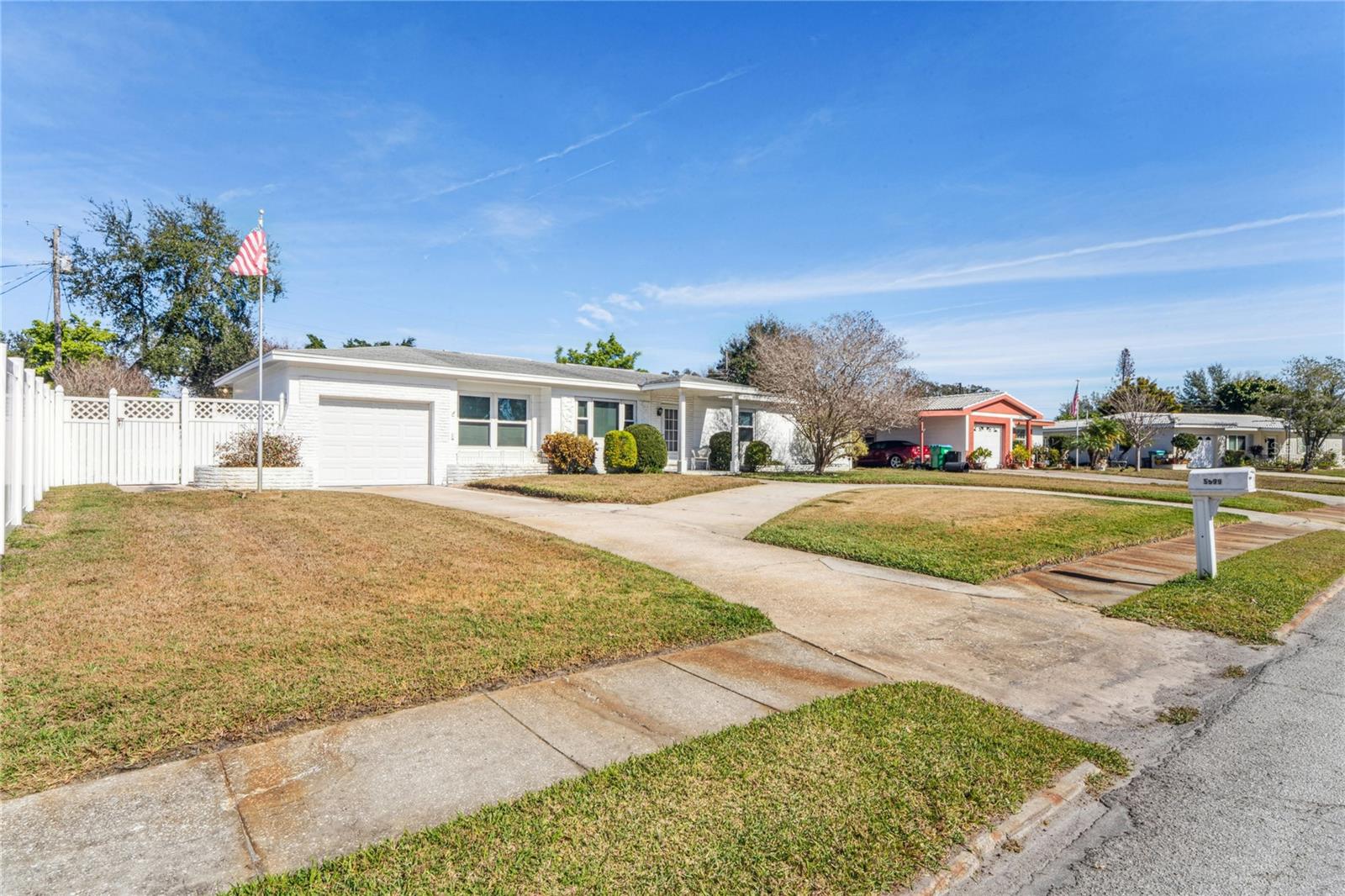 Image 42 of 61 For 5599 49th Avenue N