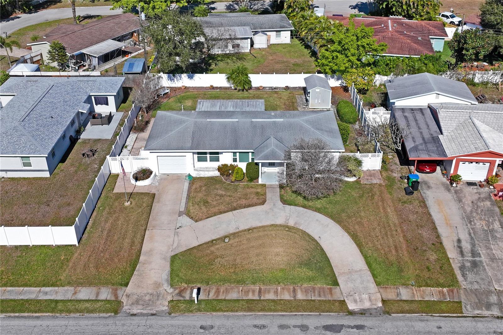 Image 49 of 61 For 5599 49th Avenue N