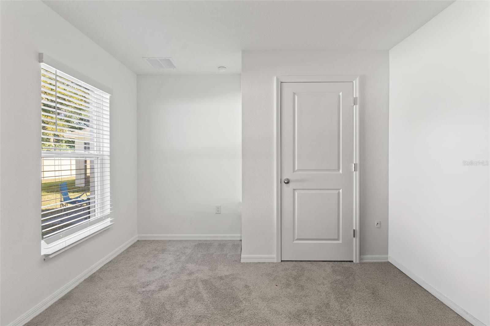 Image 22 of 54 For 37445 Sharks Eye Lane