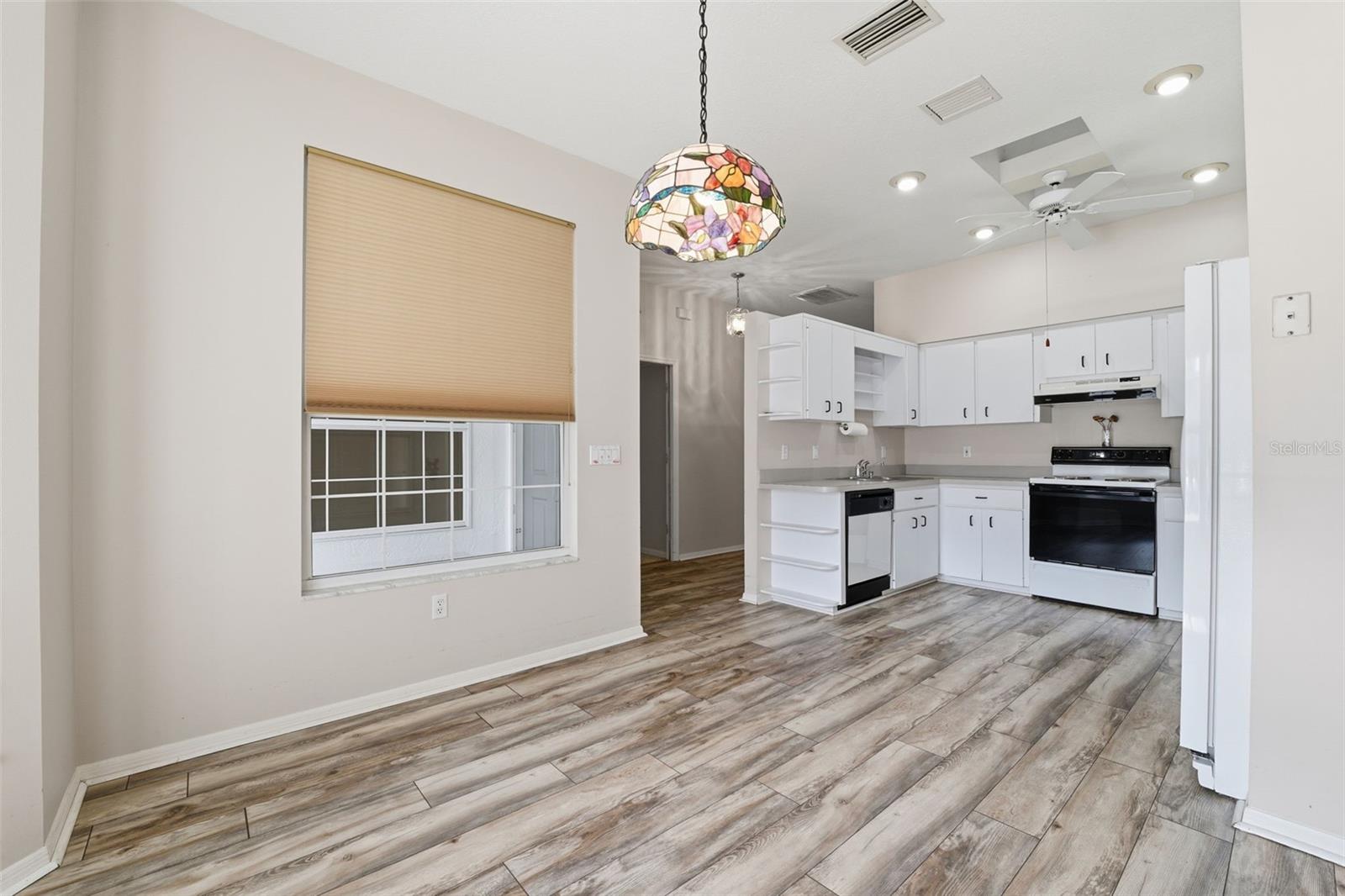 Image 11 of 48 For 3554 Belgrave Drive