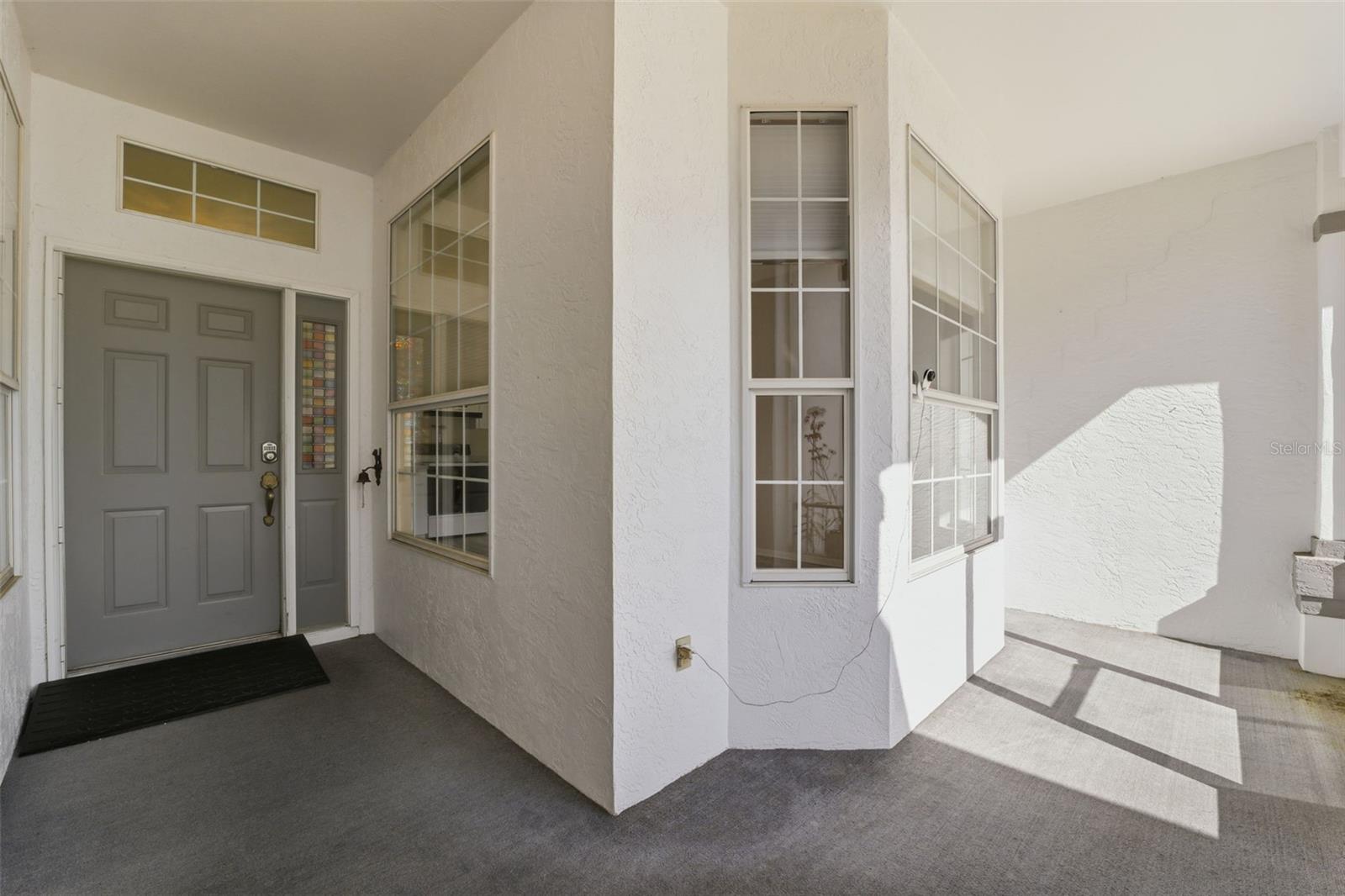 Image 4 of 48 For 3554 Belgrave Drive