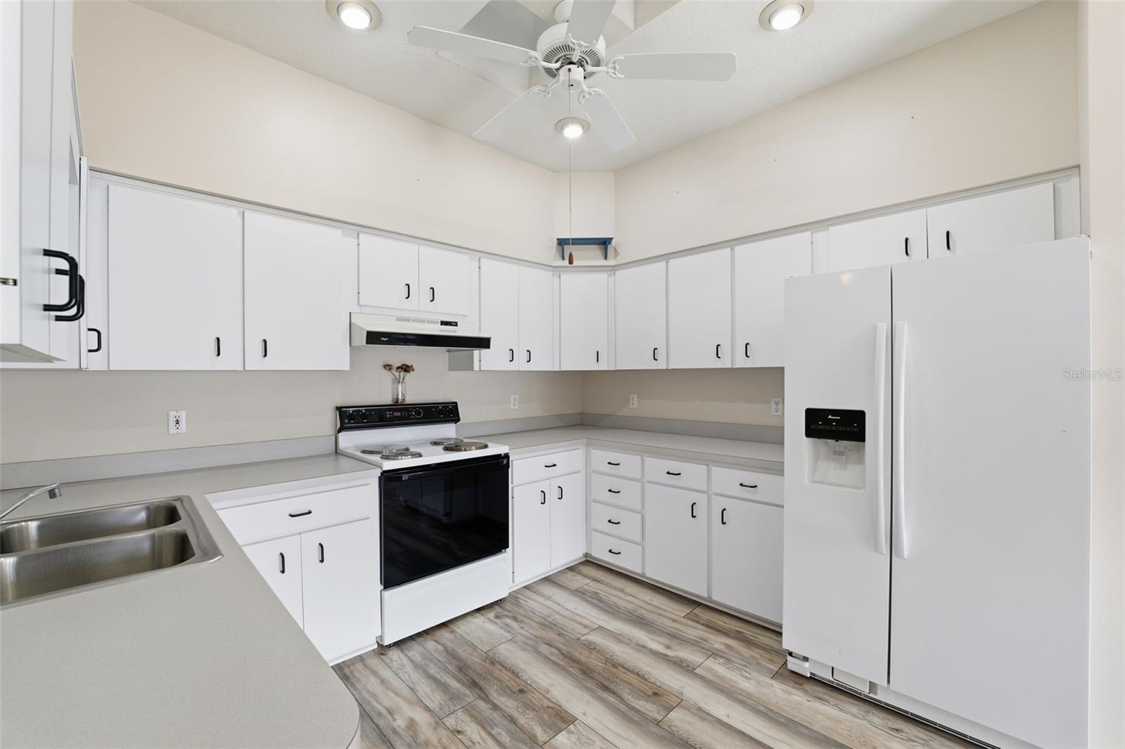 Image 44 of 48 For 3554 Belgrave Drive