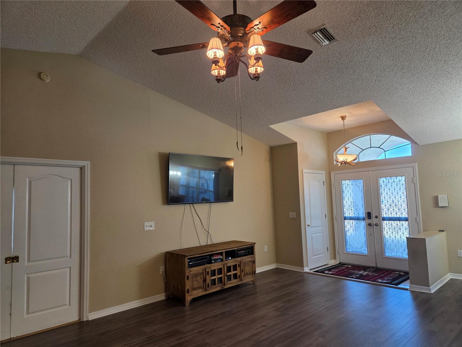 Image 2 of 27 For 15110 Copeland Way