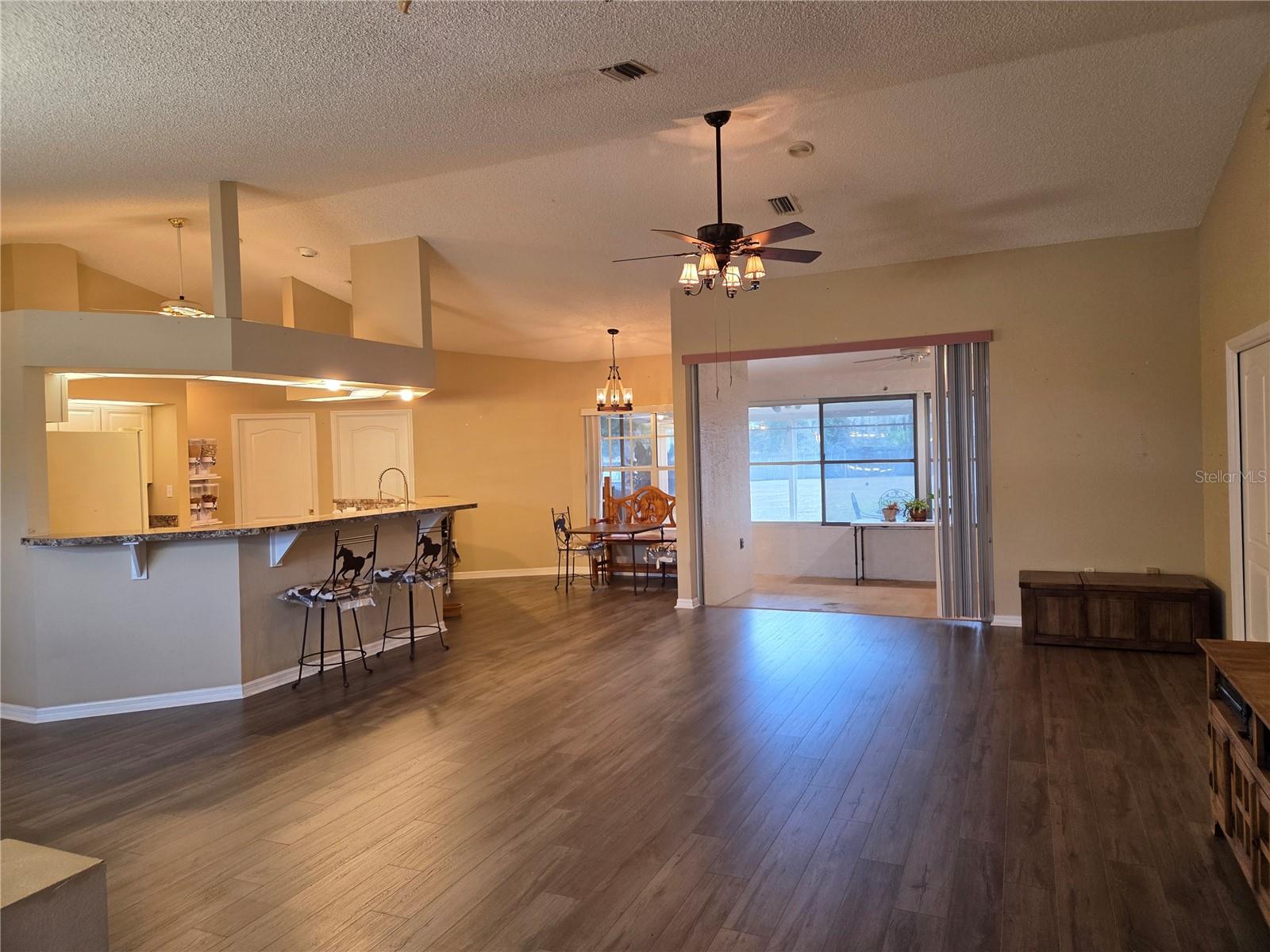 Image 5 of 27 For 15110 Copeland Way