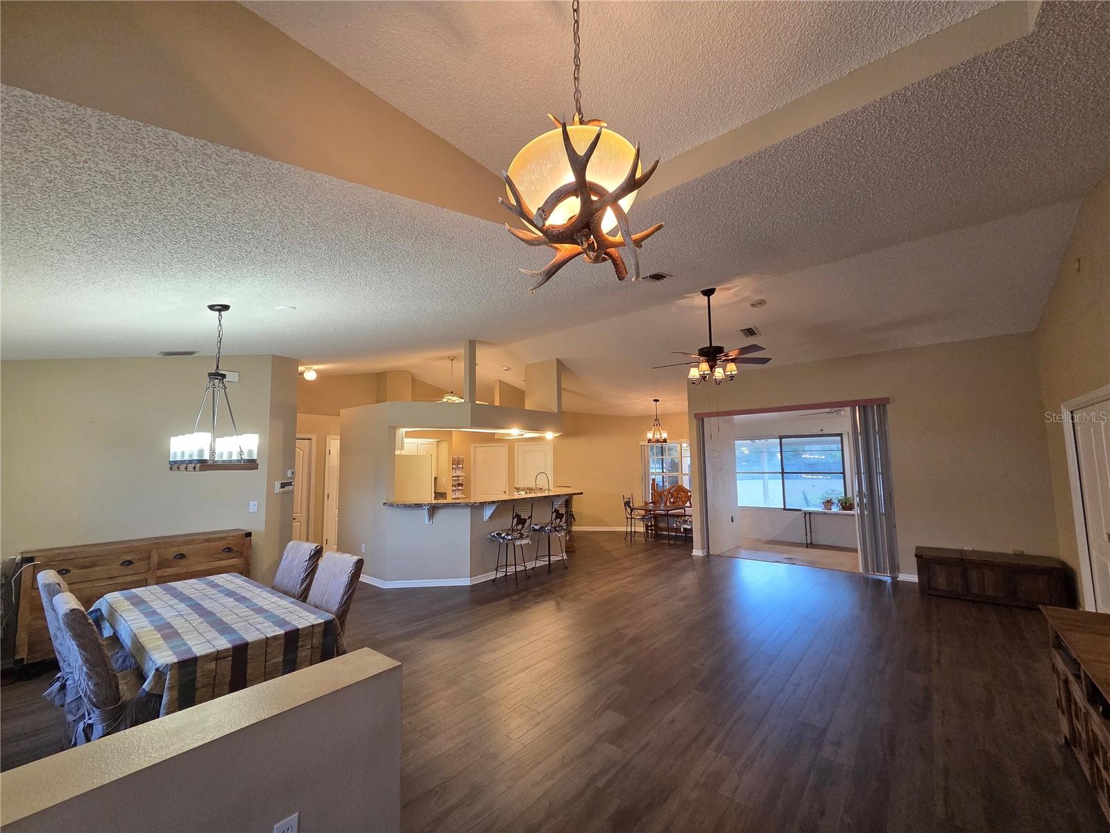 Image 6 of 27 For 15110 Copeland Way