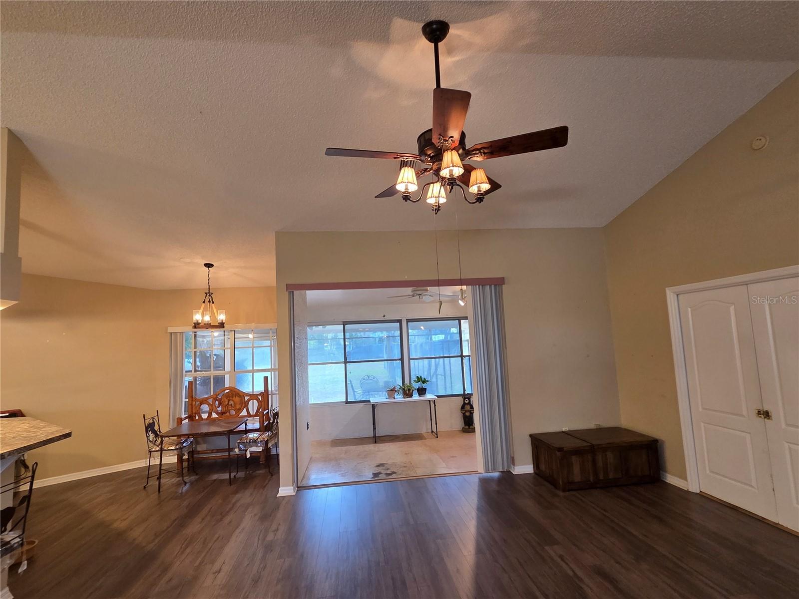 Image 7 of 27 For 15110 Copeland Way