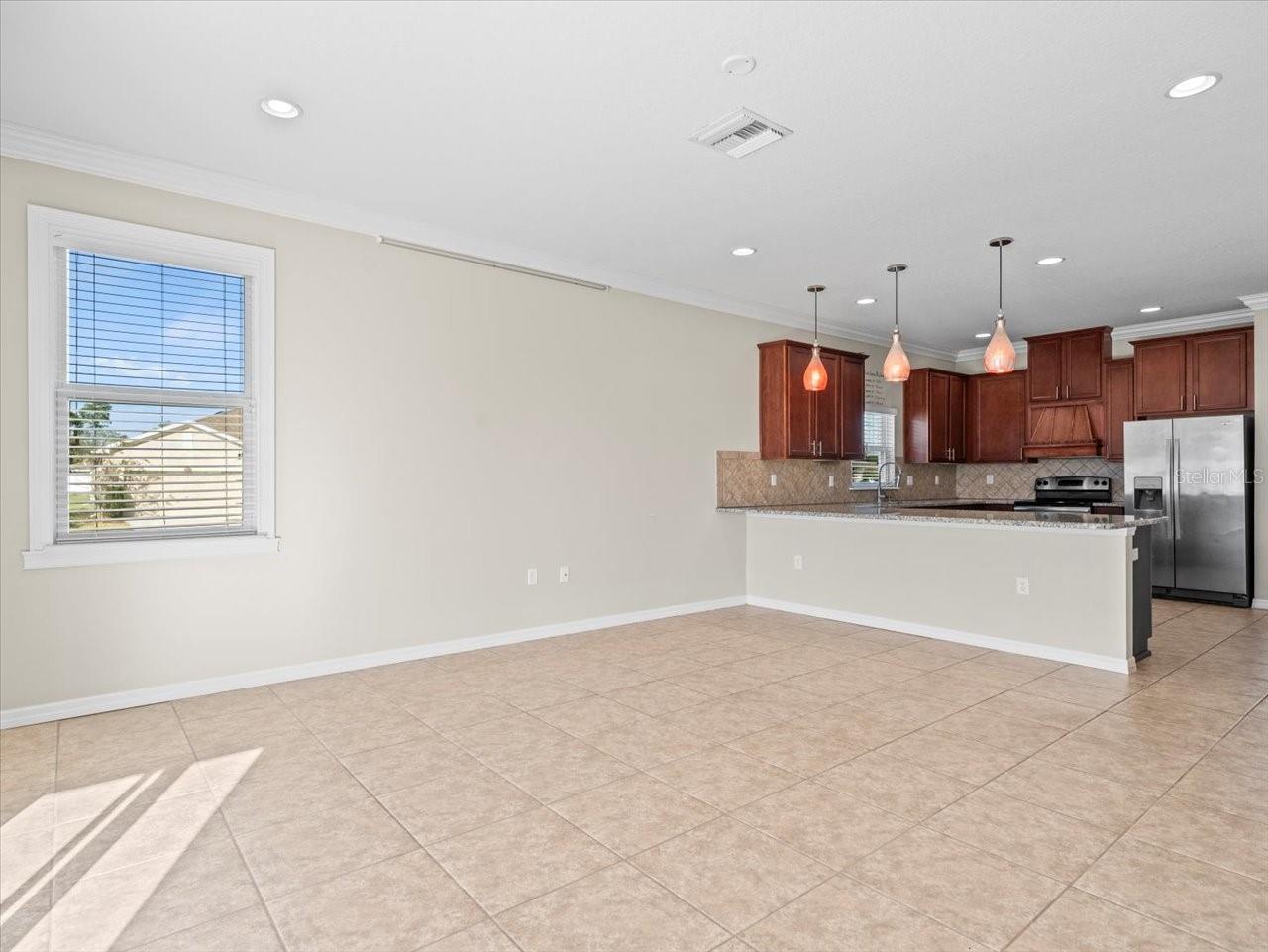 Image 19 of 41 For 13366 Barkingside Place