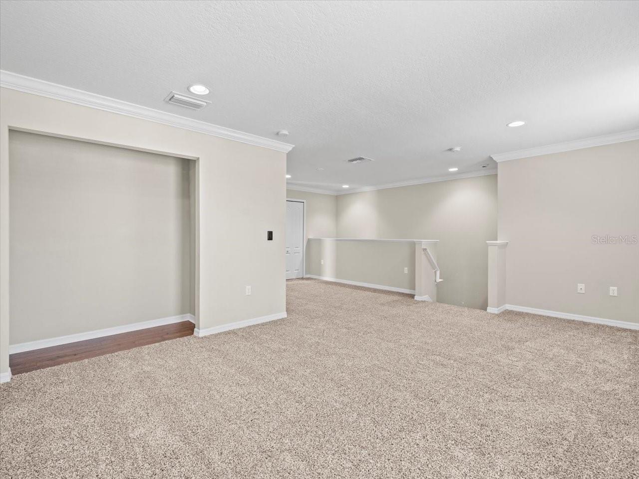 Image 31 of 41 For 13366 Barkingside Place