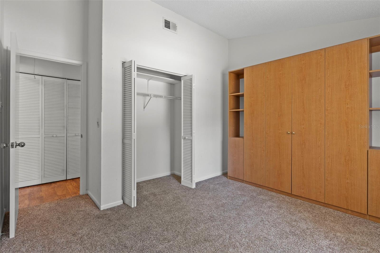 Image 26 of 54 For 475 Landing Boulevard