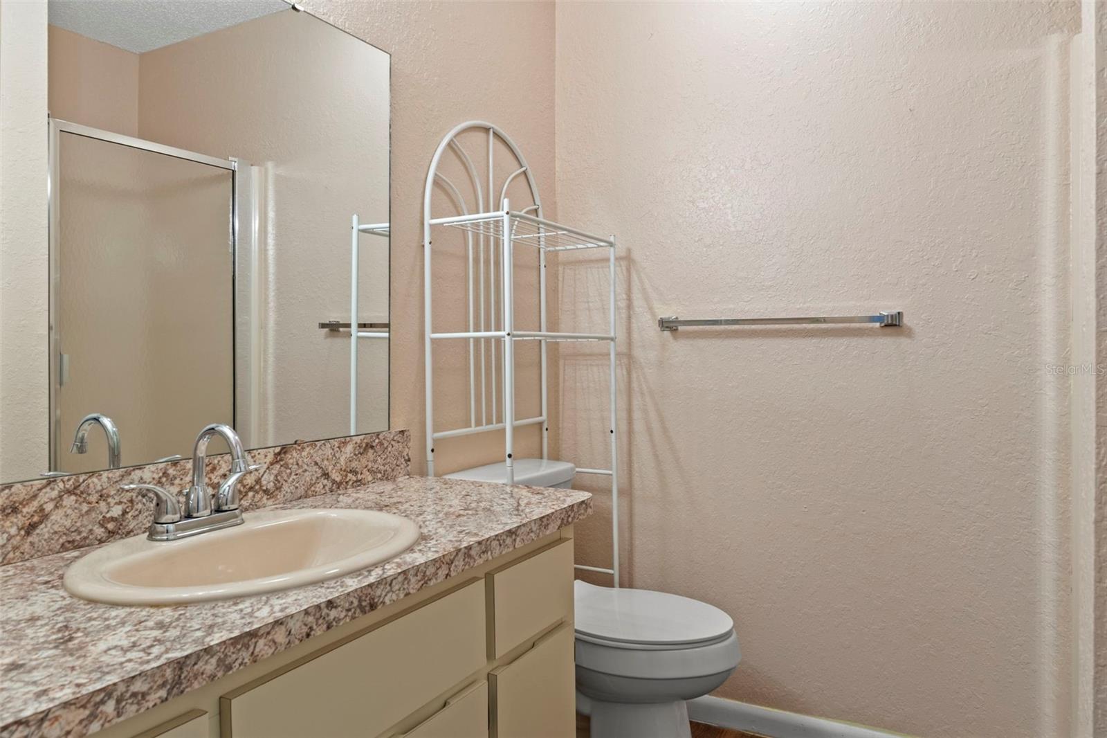 Image 28 of 54 For 475 Landing Boulevard