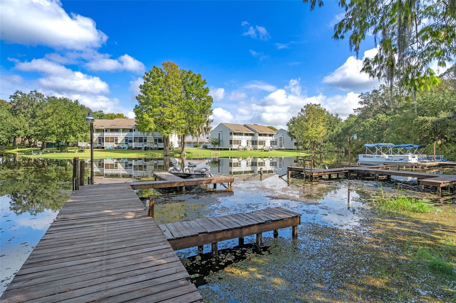 Image 40 of 54 For 475 Landing Boulevard