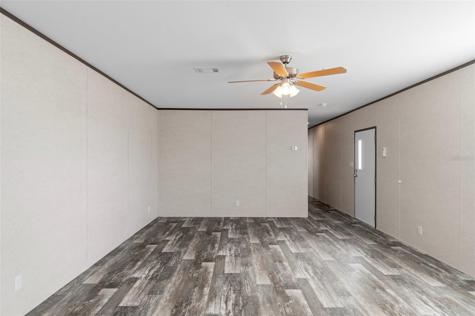 Image 14 of 36 For 5122 Miami Avenue