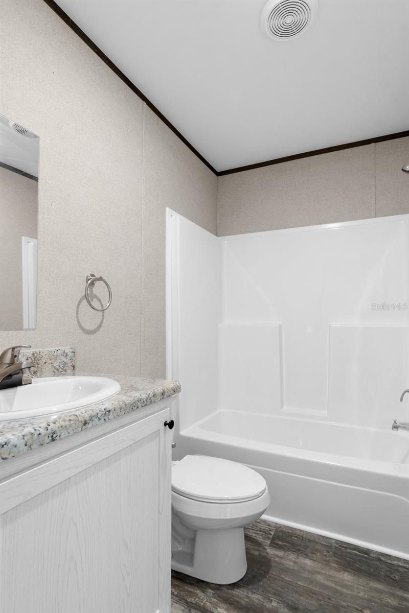 Image 28 of 36 For 5122 Miami Avenue