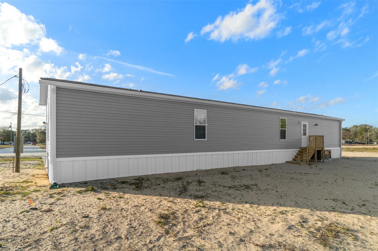 Image 32 of 36 For 5122 Miami Avenue