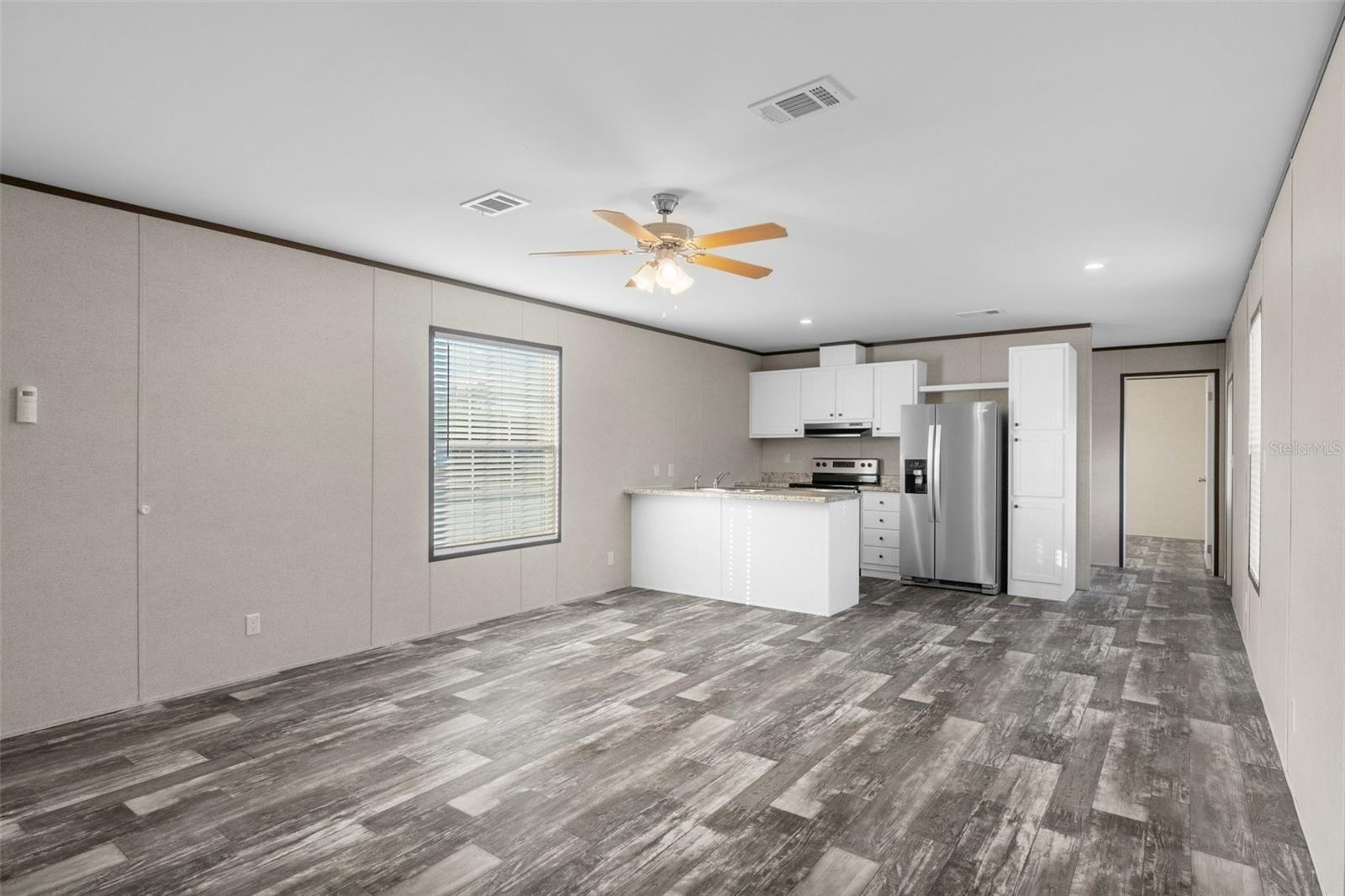 Image 7 of 36 For 5122 Miami Avenue