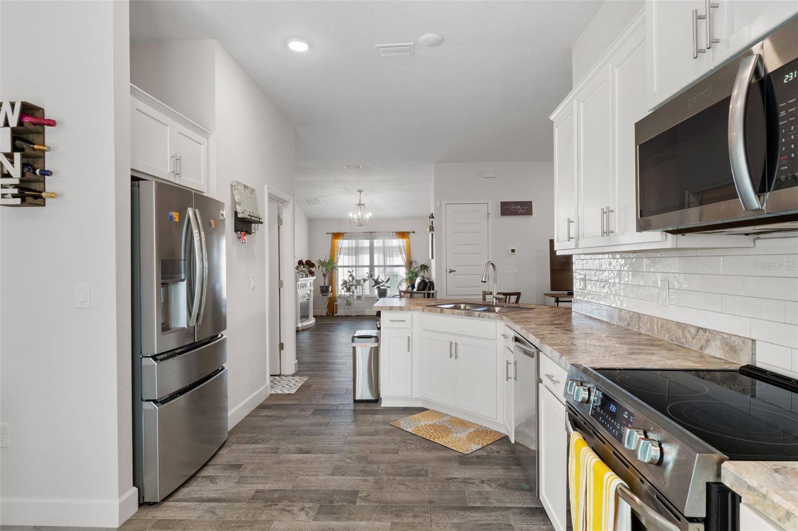 Image 15 of 30 For 1137 Brookfield Drive