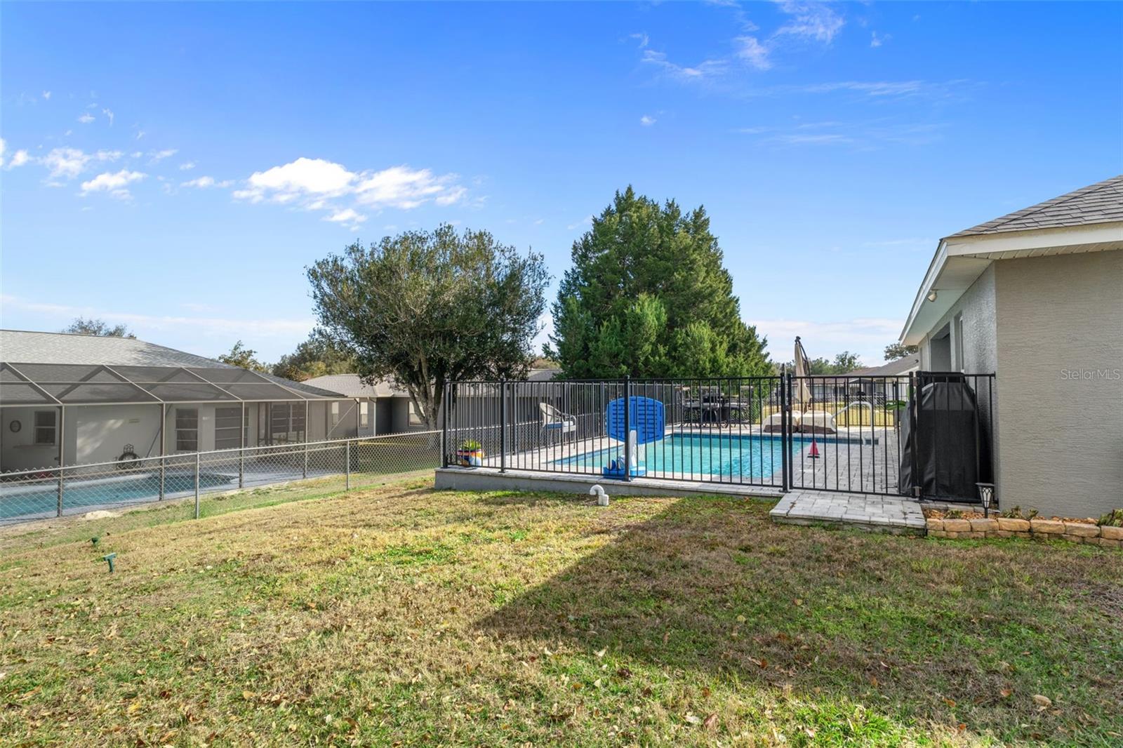 Image 5 of 30 For 1137 Brookfield Drive