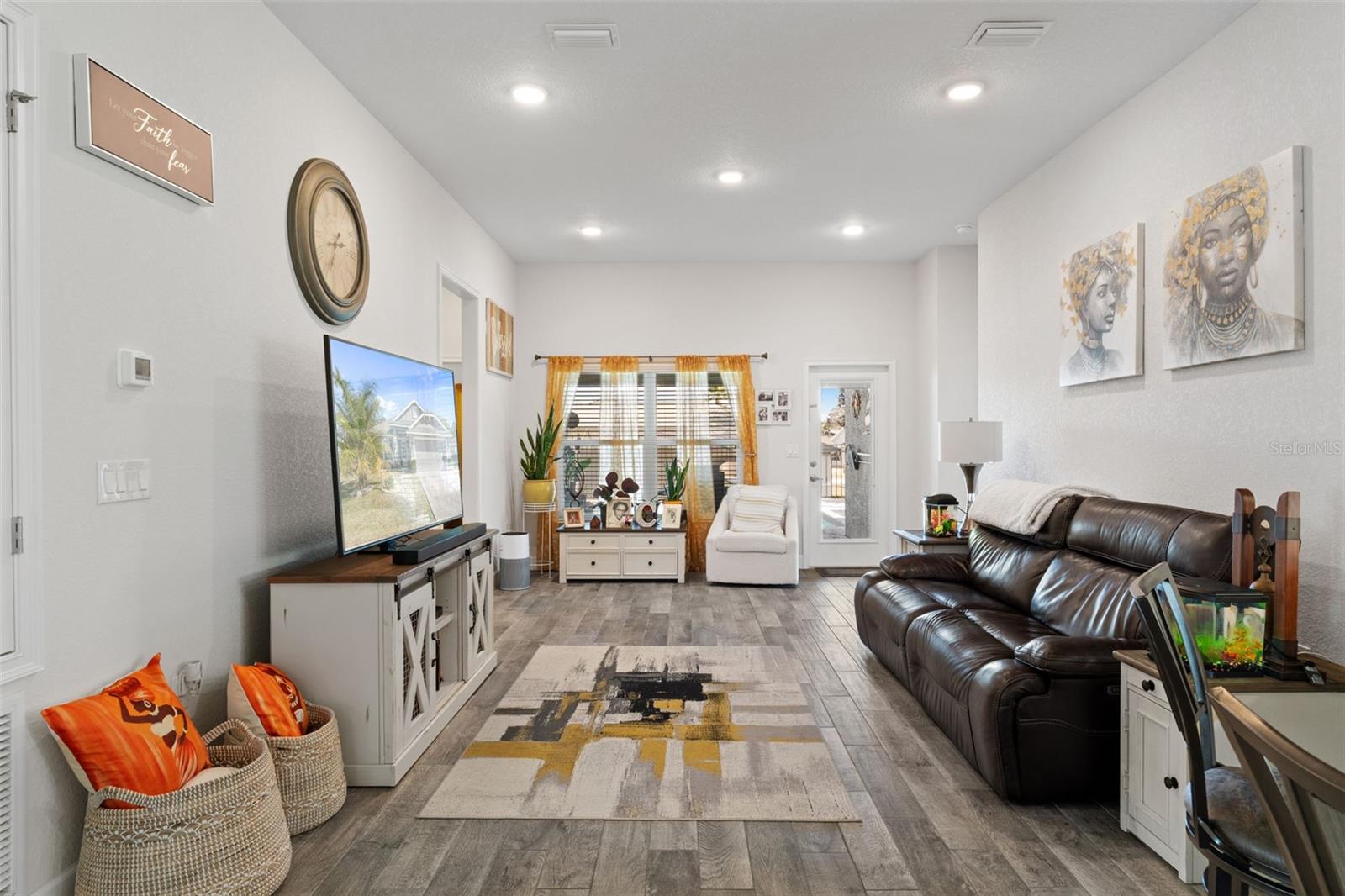 Image 9 of 30 For 1137 Brookfield Drive