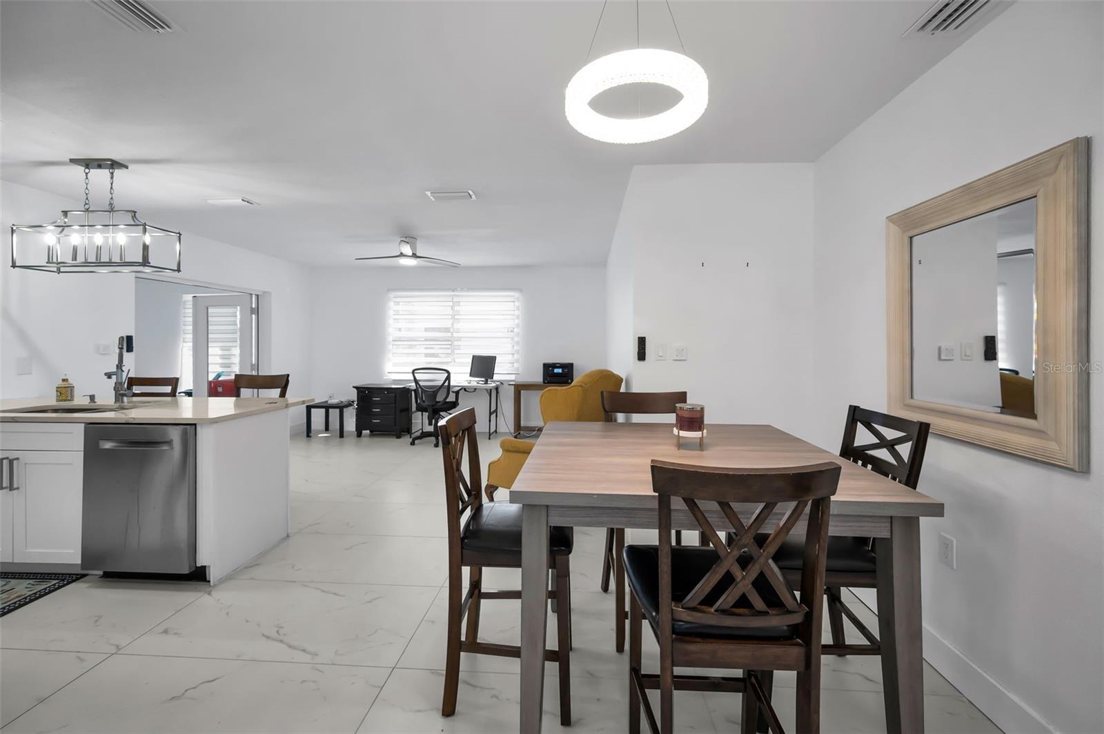 Image 6 of 18 For 11610 Bee Hive Lane