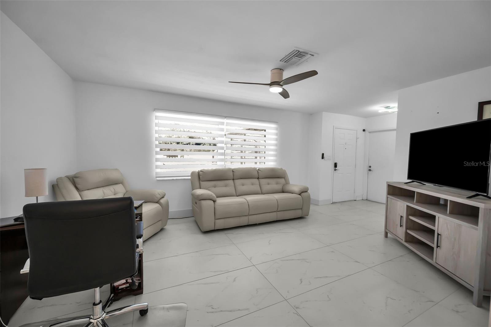 Image 8 of 18 For 11610 Bee Hive Lane