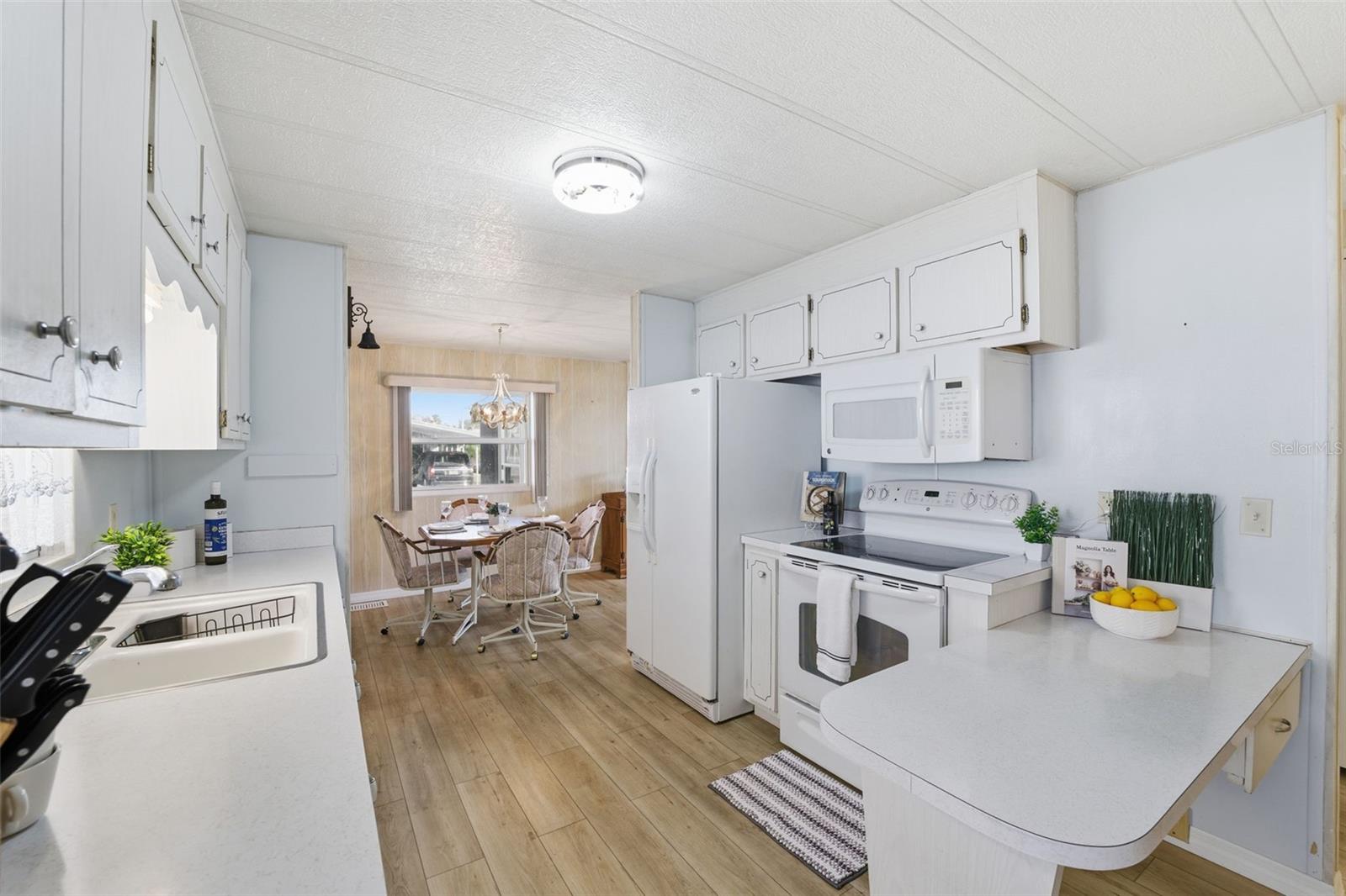 Image 11 of 21 For 2013 Wailua Drive